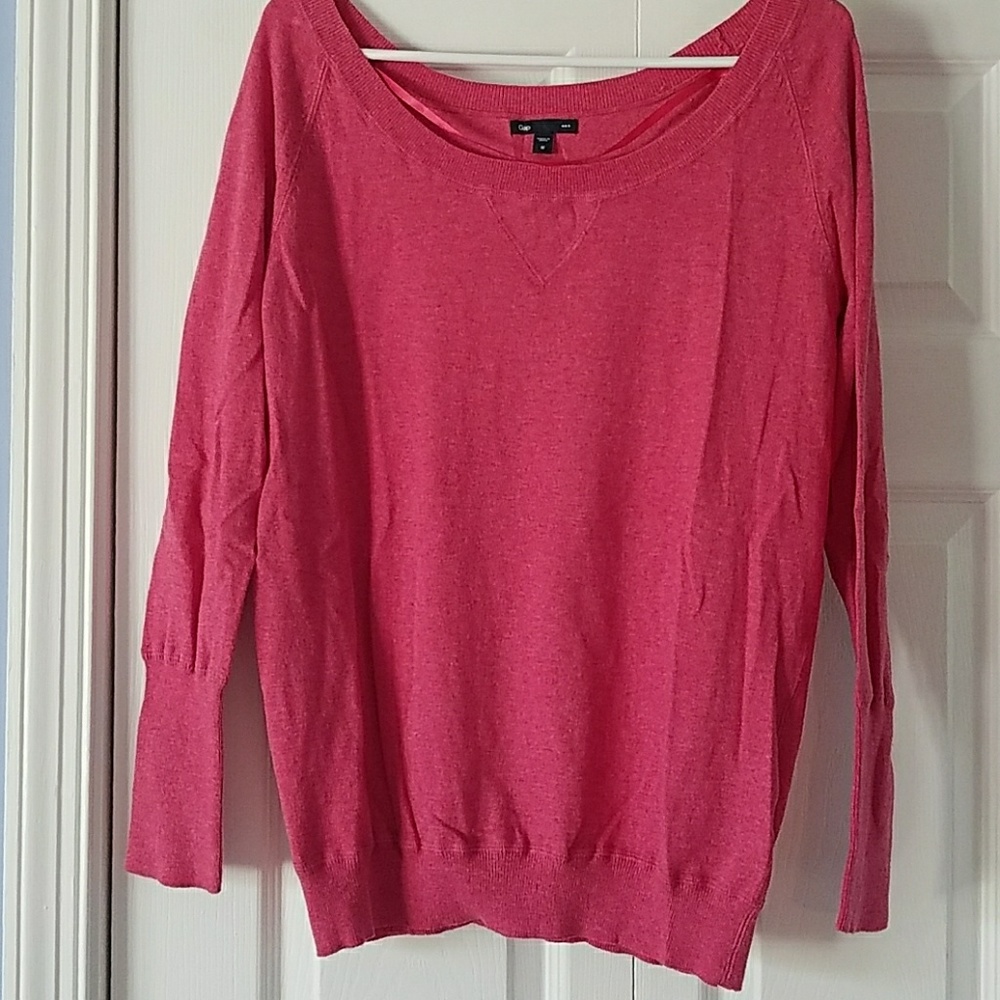 Gap sweater